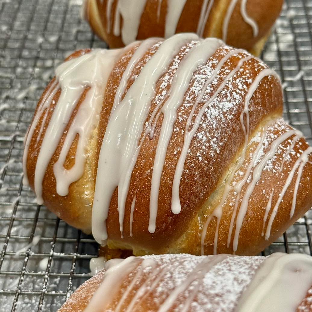 Glazed Apricot Cookie Challah Pocket
