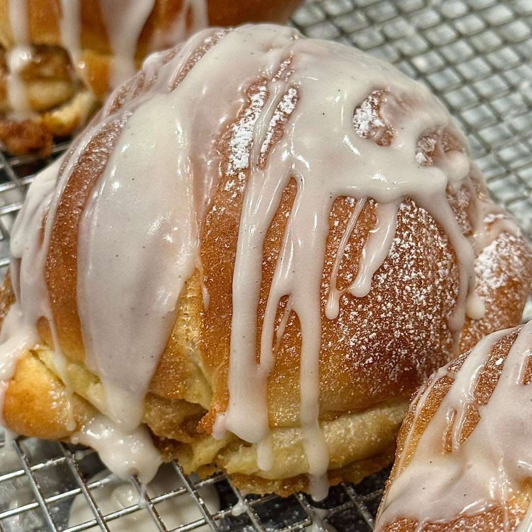 Glazed Pumpkin Crumble Challah Pocket