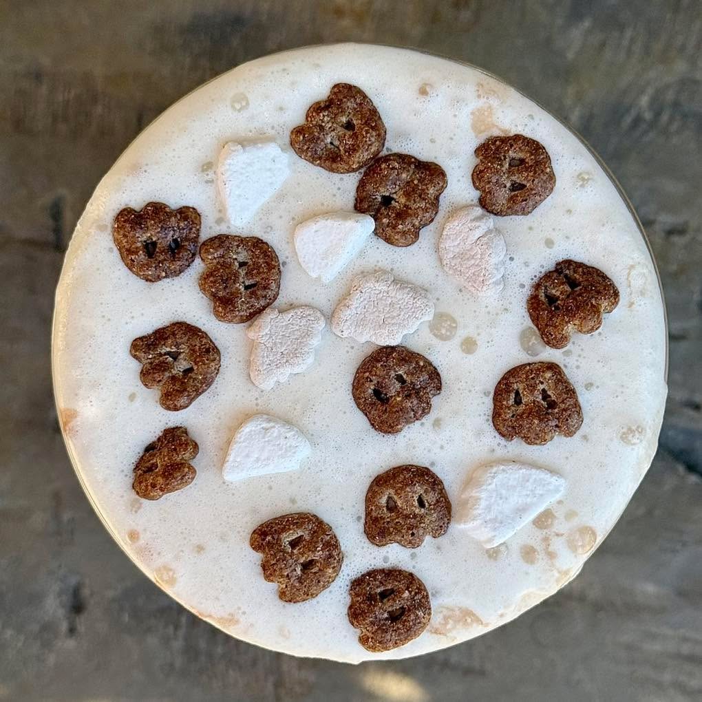 “Hauntingly Hazelnut” — Housemade Hazelnut & Mocha Syrup, Hazelnut Cold Foam, Count Dracula CerealAvailable through Sunday, October 25th!📍Pearl's Bagels & Bakery, 16 Picotte Drive, Albany